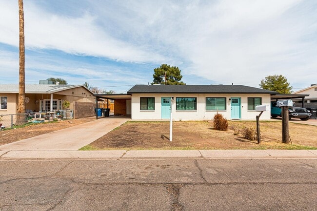 114 E Elliot Rd in Gilbert, AZ - Building Photo - Building Photo