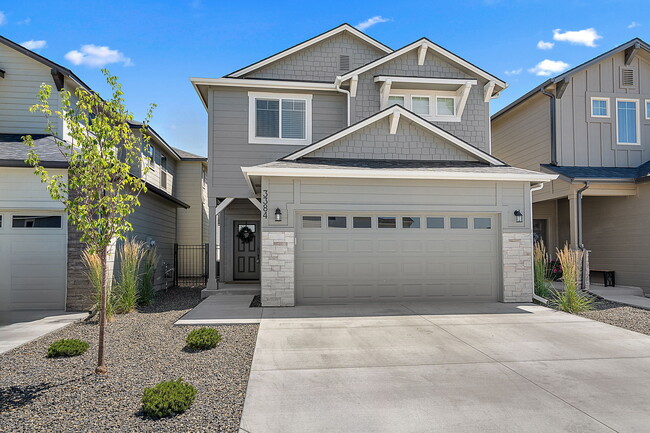 3384 NW 14th Ave in Meridian, ID - Building Photo - Building Photo