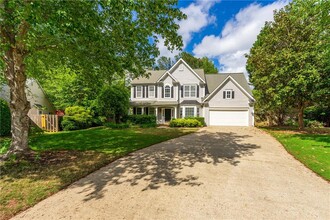 580 Olde Lauren Ct in Alpharetta, GA - Building Photo - Building Photo