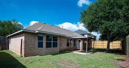 608 Vanilla Ct in Desoto, TX - Building Photo - Building Photo