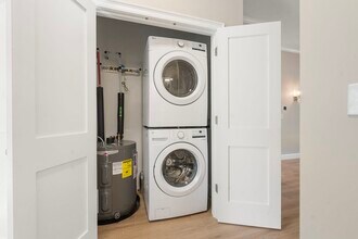 244 Main St, Unit 101 in Millis-Clicquot, MA - Building Photo - Building Photo