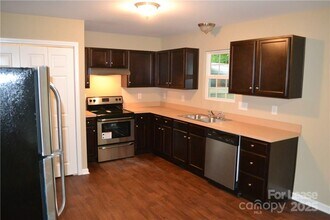 2919 Archdale Dr in Charlotte, NC - Building Photo - Building Photo