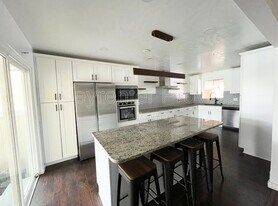 2091 N 220 E St in Provo, UT - Building Photo