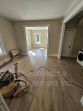 98 N Champlain St in Burlington, VT - Foto de edificio - Building Photo