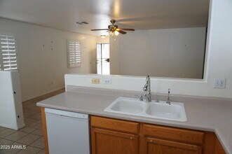 983 E Denim Trail in San Tan Valley, AZ - Foto de edificio - Building Photo