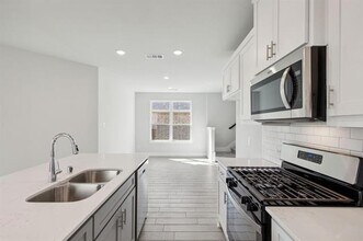 1012 Amenduni Ln in Anna, TX - Building Photo - Building Photo