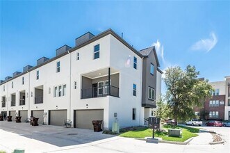 3301 Wynwood Dr in Plano, TX - Building Photo - Building Photo