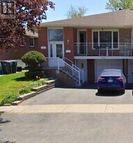156 Voltarie Cres in Mississauga, ON - Building Photo
