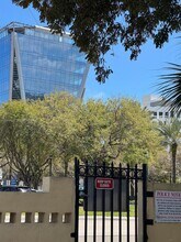 2820 NE 201st Terrace in Aventura, FL - Building Photo - Building Photo