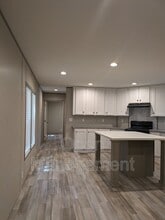 4950 W Farm Rd 156 in Springfield, MO - Building Photo - Building Photo