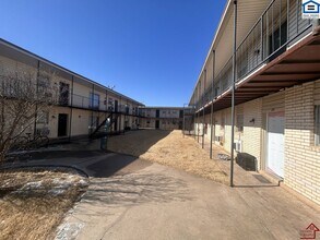 1314 NW Irwin Ave in Lawton, OK - Building Photo - Building Photo