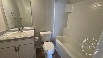 293 Brightleaf Cir in Hinesville, GA - Building Photo - Building Photo