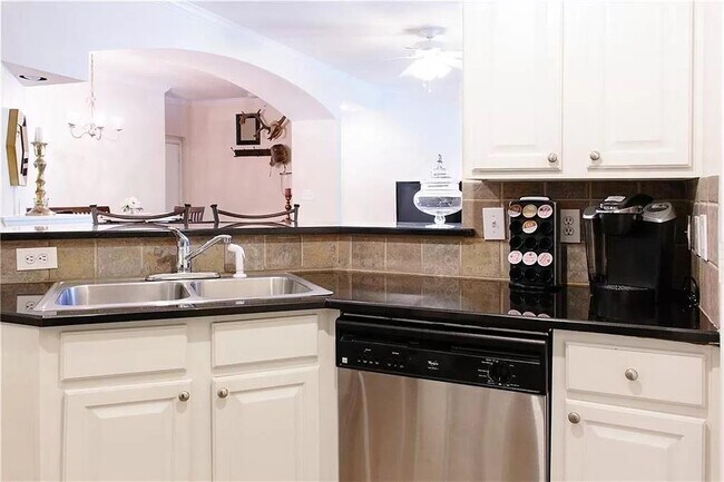 property at 9525 N Capital of Texas Hwy