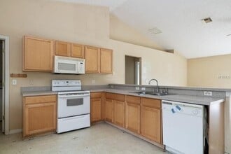 459 Abeno Ave in Deltona, FL - Building Photo - Building Photo