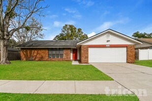 7937 Dwyer Dr in Jacksonville, FL - Building Photo