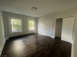 44 Gates Ave in Montclair, NJ - Building Photo - Building Photo