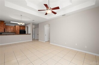 3127 Scottland Dr, Unit 2 in Edinburg, TX - Building Photo - Building Photo