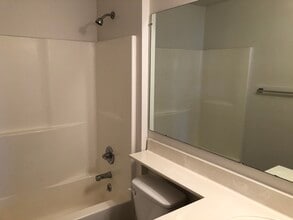 1010 Carom Cir, Unit 1002 in Mason, MI - Building Photo - Building Photo