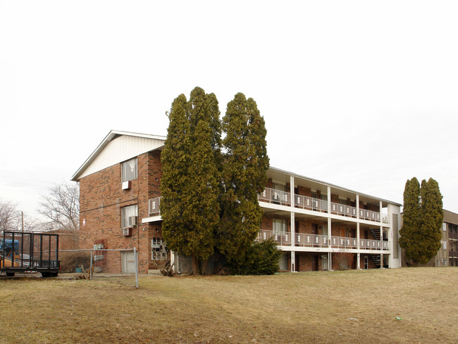 675 Kingsford Rd in Columbus, OH - Building Photo - Building Photo