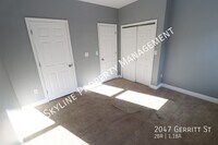 2047 Gerritt St photo'