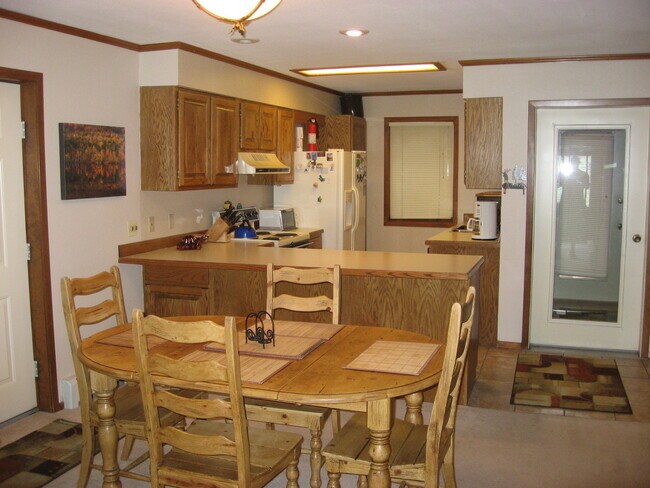 130 Creekside Dr in Frisco, CO - Building Photo - Building Photo