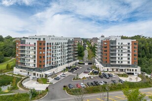 Château Golf Apartments