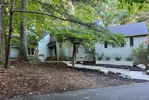 3040 Middlewood Rd in Midlothian, VA - Building Photo