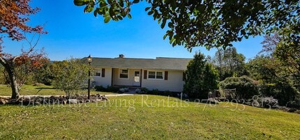 510 Dogwood Trail in South Pittsburg, TN - Building Photo - Building Photo