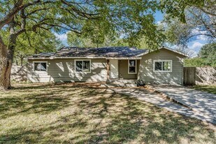 231 S Gordon Ave in Wichita, KS - Building Photo