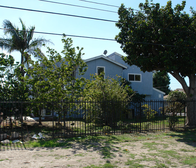 7272-7292 Park St in Westminster, CA - Foto de edificio - Building Photo