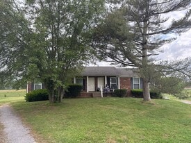 226 Drifting Cir in Lebanon, TN - Building Photo