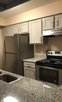 2921 Sycamore Springs Dr photo'