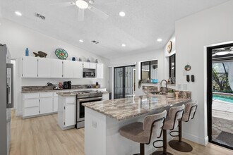 8166 155th Pl N in West Palm Beach, FL - Building Photo - Building Photo