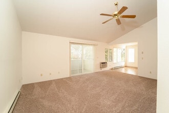 Morning Glory Circle in Spokane, WA - Building Photo - Building Photo