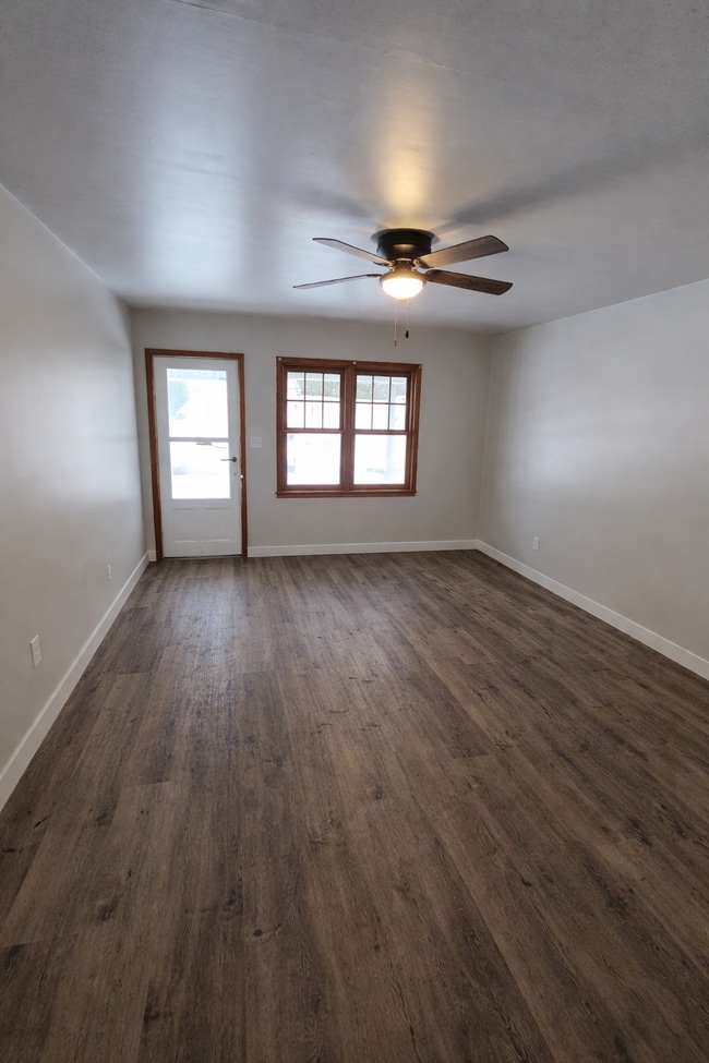 1464 Grand Ave, Unit A in Schofield, WI - Foto de edificio - Building Photo