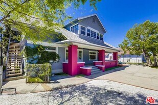 2901 Raymond Ave in Los Angeles, CA - Building Photo