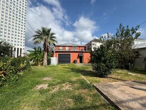 1823 Market St in Galveston, TX - Building Photo - Building Photo