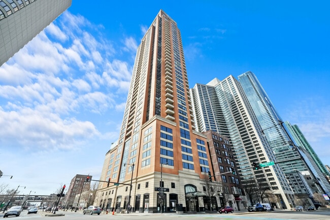 property at 1160 S Michigan Ave