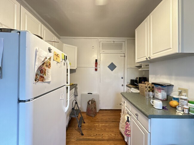 2151 N Fremont St in Chicago, IL - Building Photo - Building Photo
