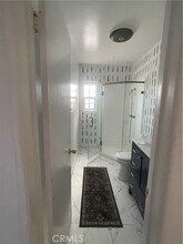 4435 E 60th St in Maywood, CA - Foto de edificio - Building Photo