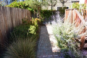 151 North 5th Street in San Jose, CA - Foto de edificio - Building Photo