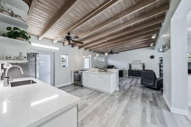 property at 3309 SW 16th St