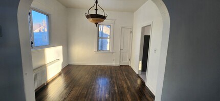 1112 16th Ave E in Hibbing, MN - Building Photo - Building Photo