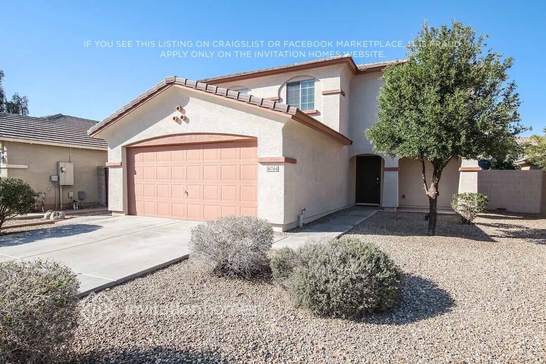 16764 W Lincoln St in Goodyear, AZ - Building Photo