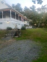 10 Seneca Rd, Unit Three in West Sand Lake, NY - Building Photo - Building Photo