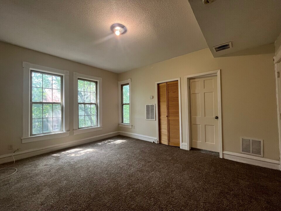 666 Sims Ave in St. Paul, MN - Building Photo