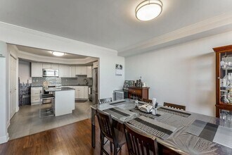 2110 Harmon Cove Tower in Secaucus, NJ - Building Photo - Building Photo