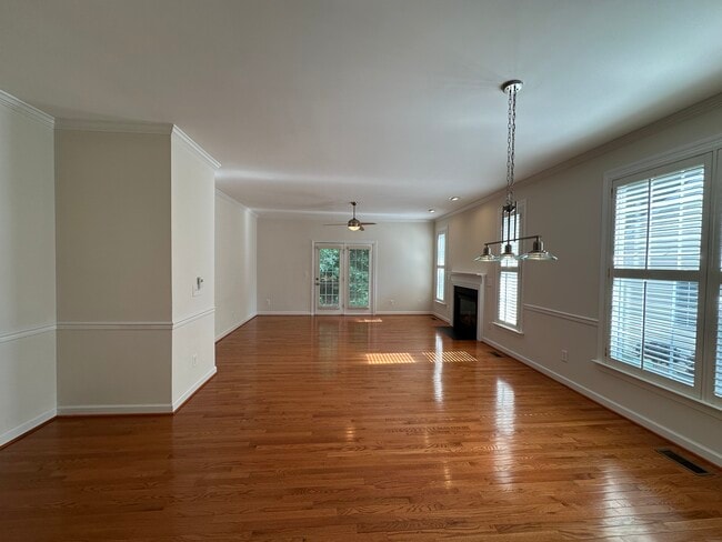 310 Knotts Valley Ln in Cary, NC - Building Photo - Building Photo