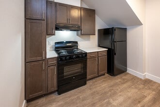 Phoenix Square in Hammond, LA - Building Photo - Interior Photo