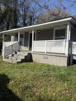 203 Front St in Lagrange, GA - Building Photo